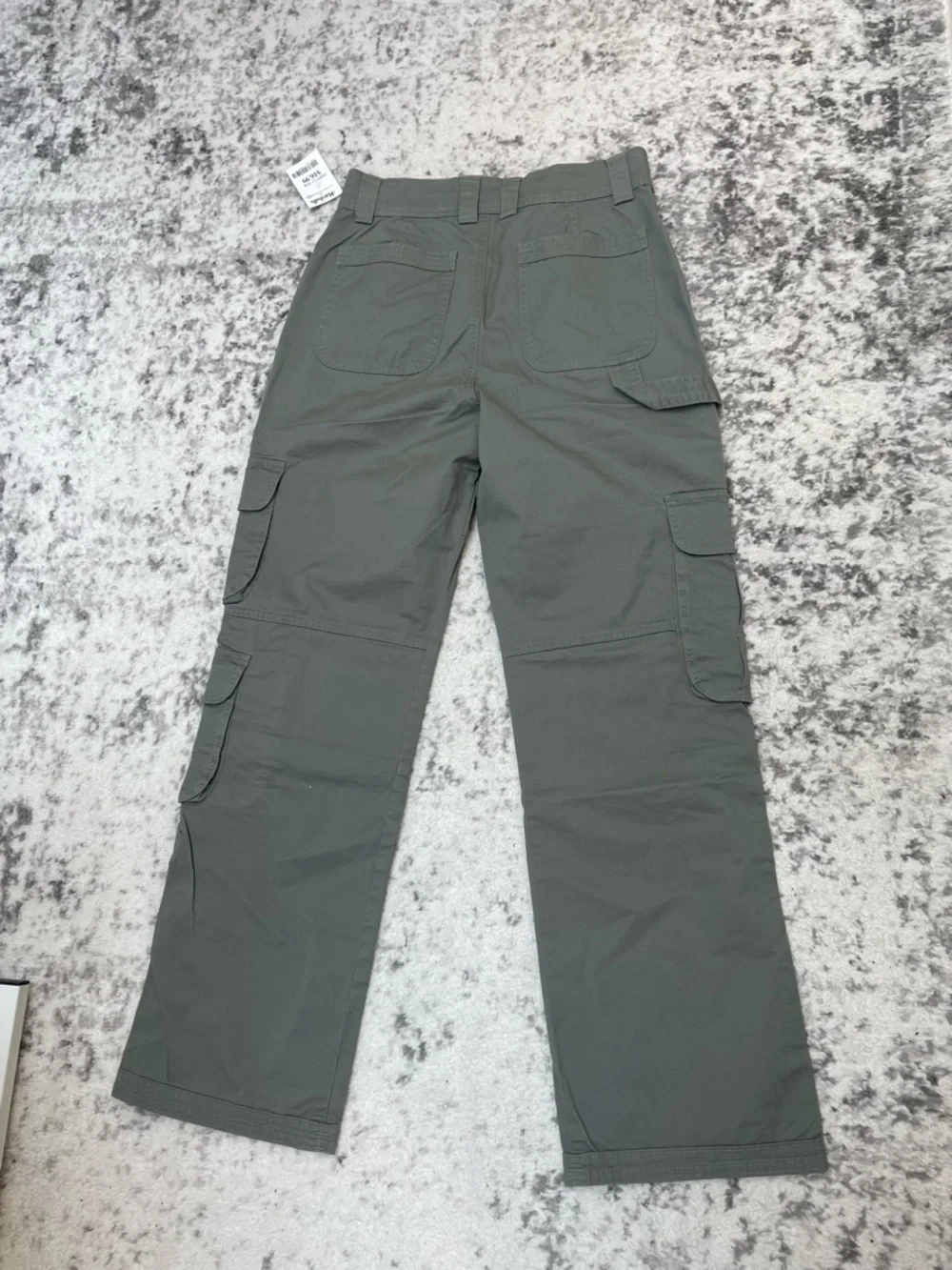 NWT Abercrombie High Rise Relaxed Cargo Pants - Picture 9 of 10